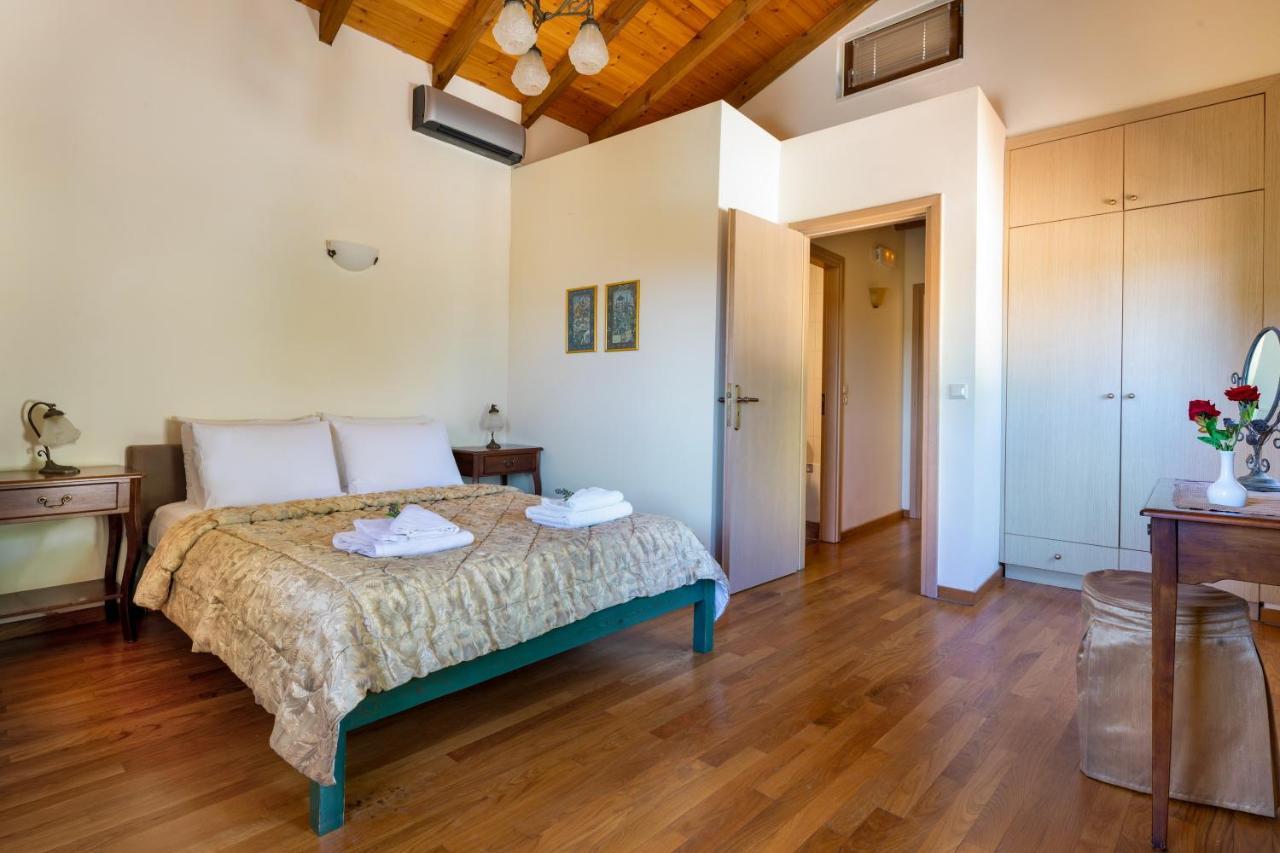 Villa Erontas - Private Heated Jacuzzi Makhairoí 外观 照片